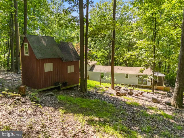 $368,000 | 247 Marsden Heights Road, Linden, VA 22642