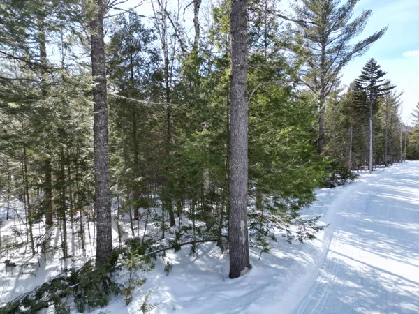 $33,000 | 14 Twin Spgs Lane, Lincoln, ME 04457