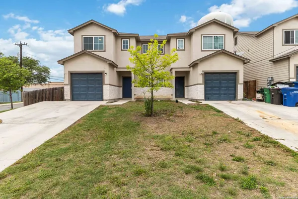 $1,695 | 11103 Belair Drive, Unit 101, San Antonio, TX 78213