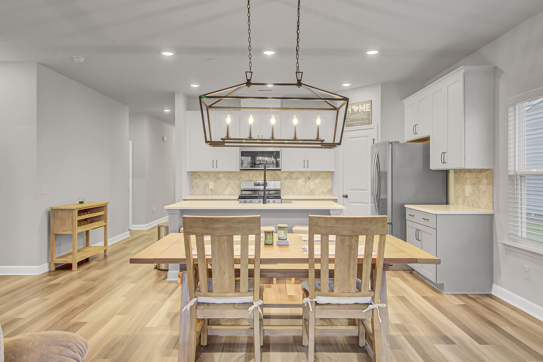 782 Sienna Way Summerville, SC 29486 - Photo 13 of 37 Dining Into Kitchen