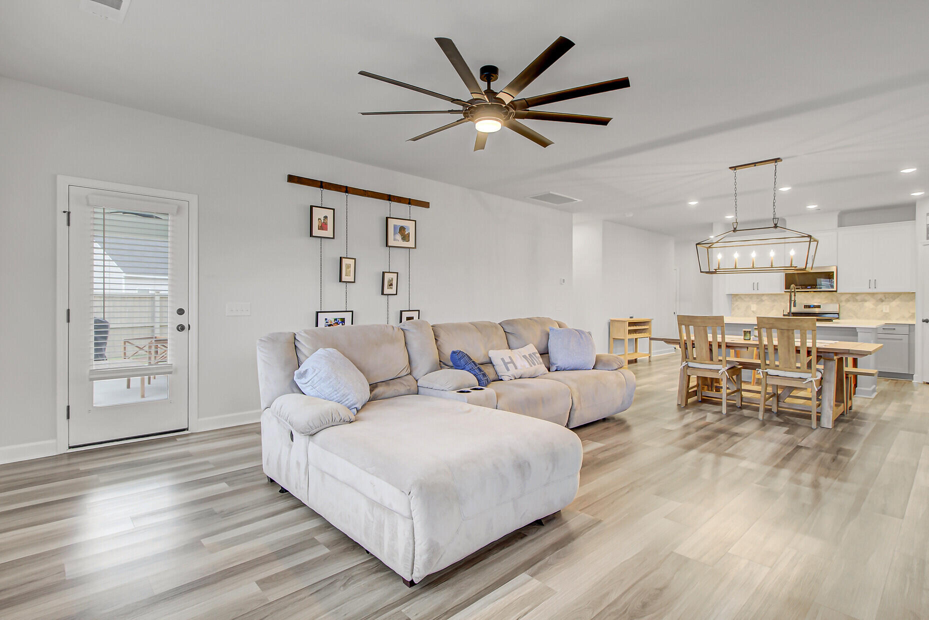 782 Sienna Way Summerville, SC 29486 - Photo 17 of 37 Great Room