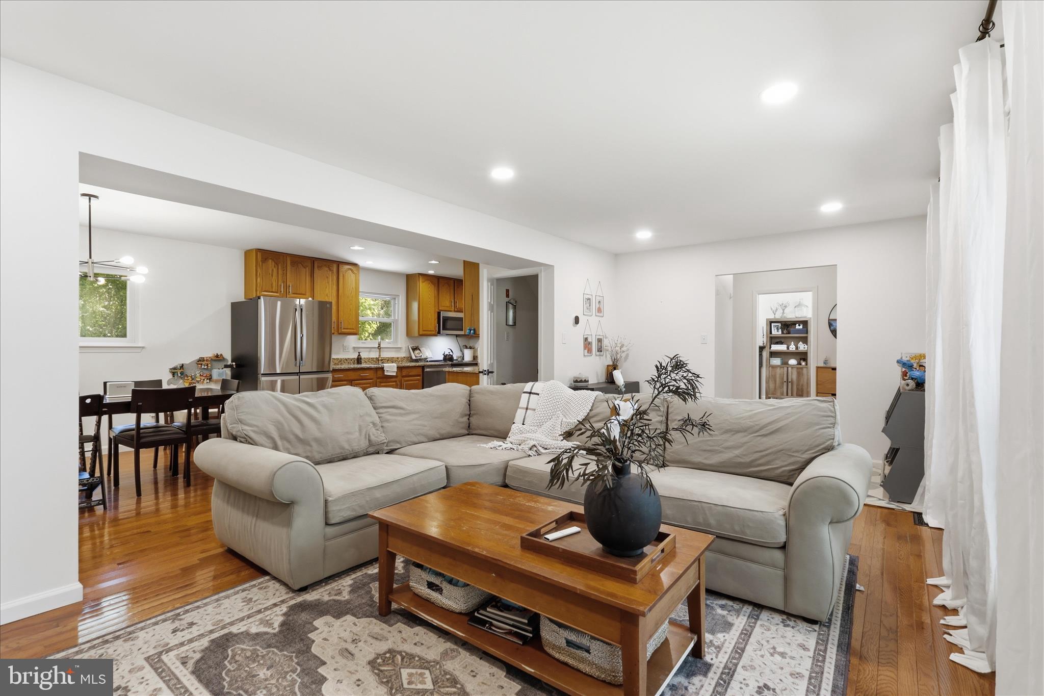 2412 Rosedown Drive Reston, VA 20191 - Photo 8 of 43