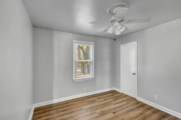 $1,795 | 848 Savage Road, Charleston, SC 29414