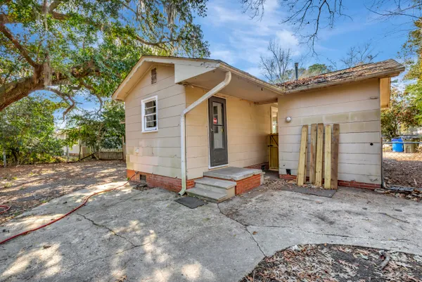 $1,795 | 848 Savage Road, Charleston, SC 29414