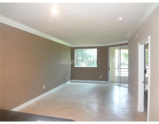 220 East Flamingo Road, Unit 123 Las Vegas, NV 89169 - Photo 3 of 6 Living Room.