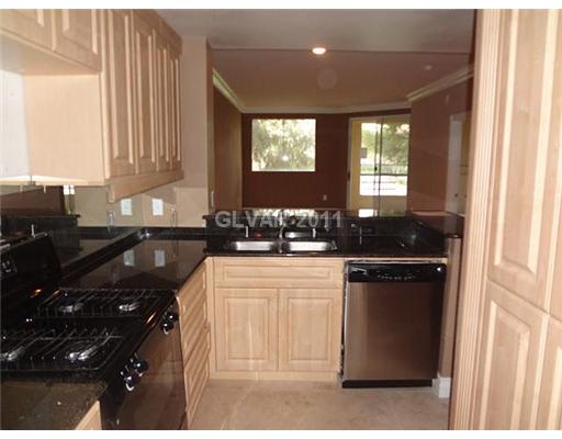 220 East Flamingo Road, Unit 123 Las Vegas, NV 89169 - Photo 4 of 6 Kitchen.