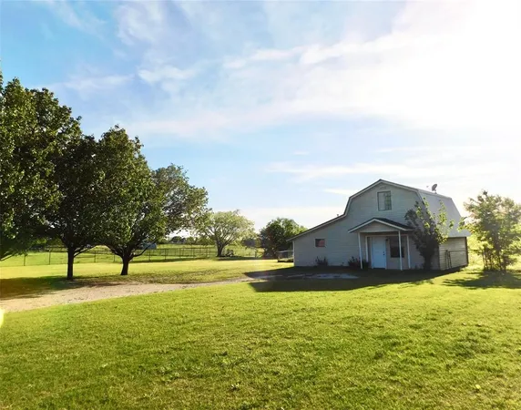 $233,000 | 31 Rogers Circle, Krum, TX 76249
