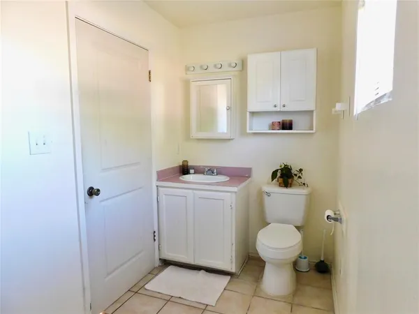 $233,000 | 31 Rogers Circle, Krum, TX 76249