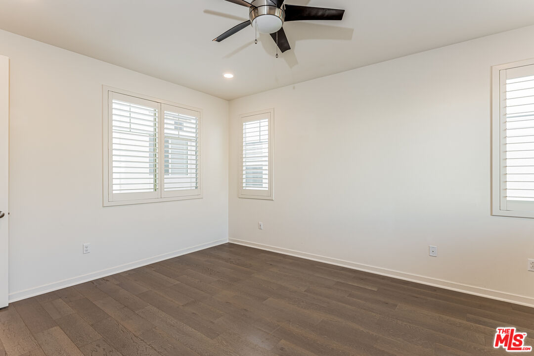 124 Stellar Irvine, CA 92618 - Photo 14 of 27