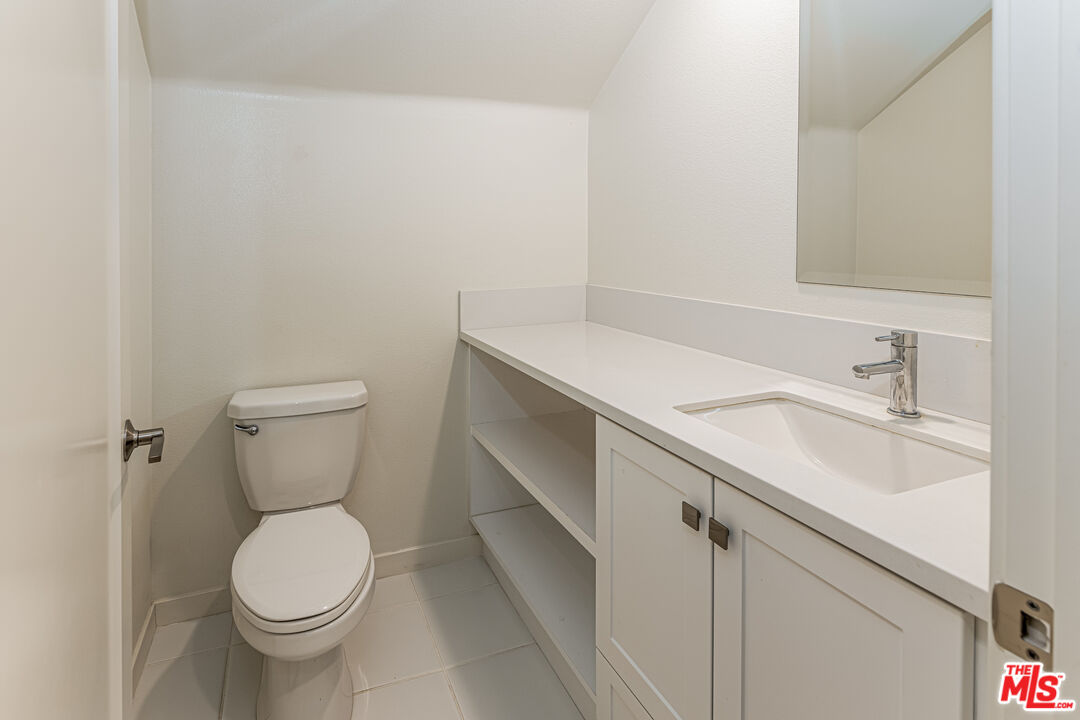 124 Stellar Irvine, CA 92618 - Photo 23 of 27