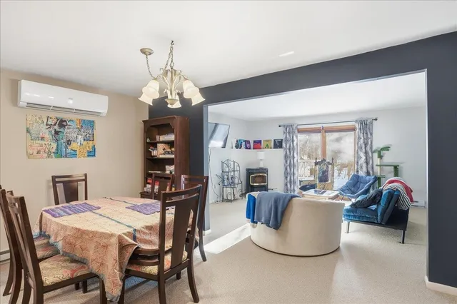 $389,000 | 10 Chelsea Circle, South Burlington, VT 05403