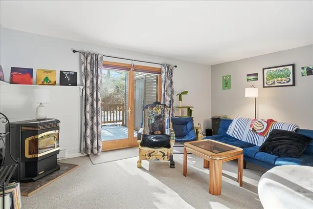 $389,000 | 10 Chelsea Circle, South Burlington, VT 05403