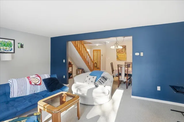 $389,000 | 10 Chelsea Circle, South Burlington, VT 05403