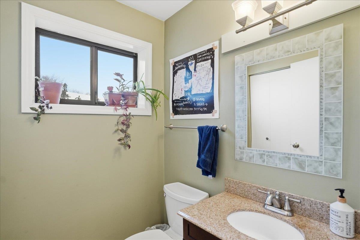 10 Chelsea Circle South Burlington, VT 05403 - Photo 21 of 40