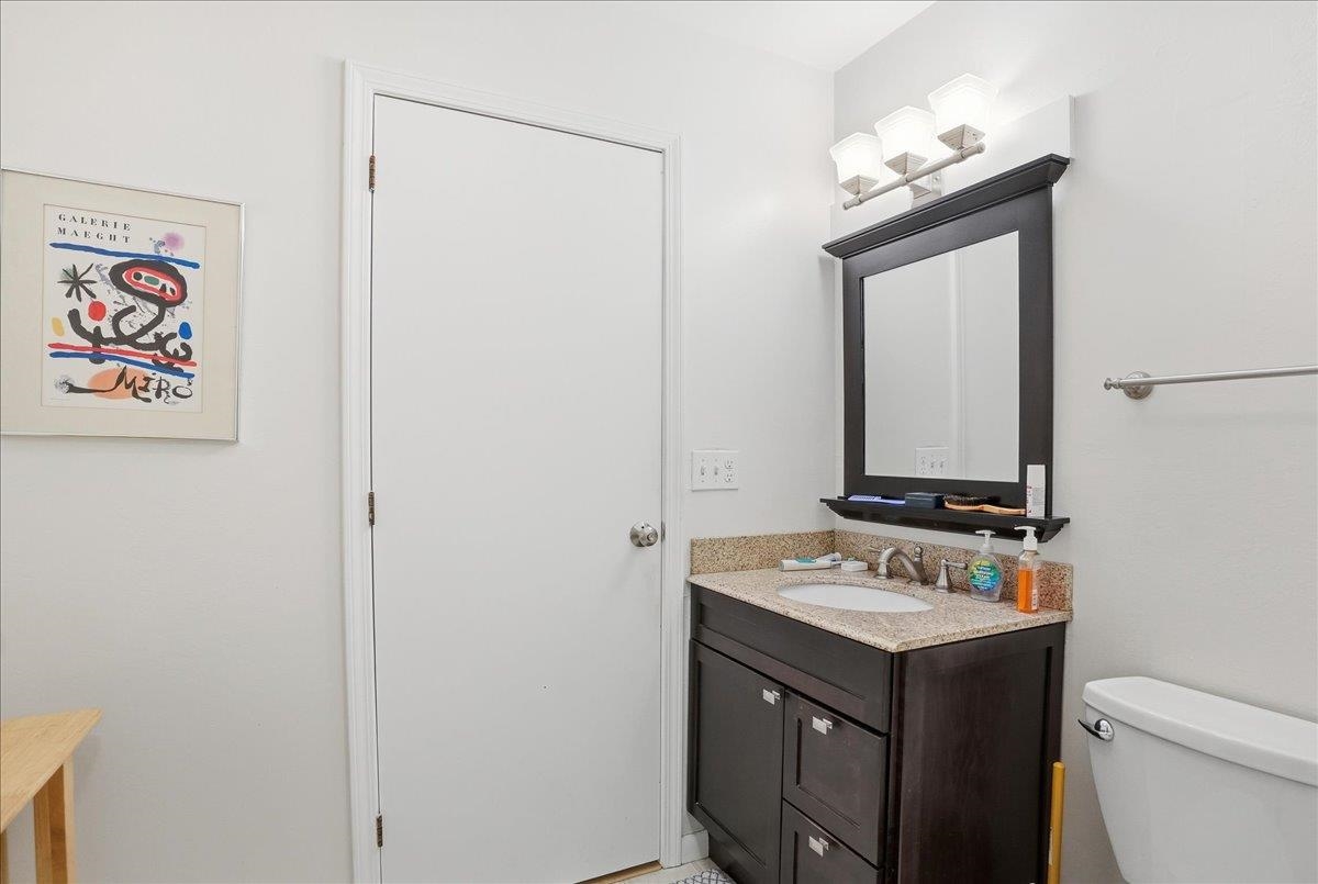 10 Chelsea Circle South Burlington, VT 05403 - Photo 31 of 40