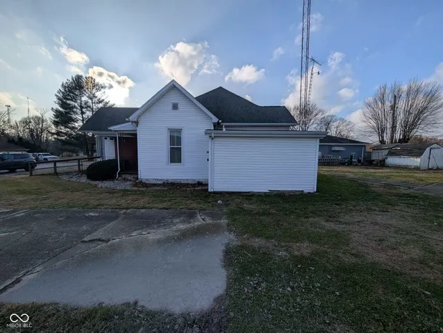 $79,500 | 1885 East Voorhees Street, Harmony, IN 47834