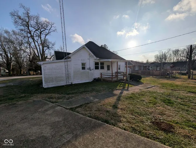 $79,500 | 1885 East Voorhees Street, Harmony, IN 47834