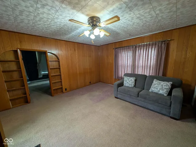 $79,500 | 1885 East Voorhees Street, Harmony, IN 47834