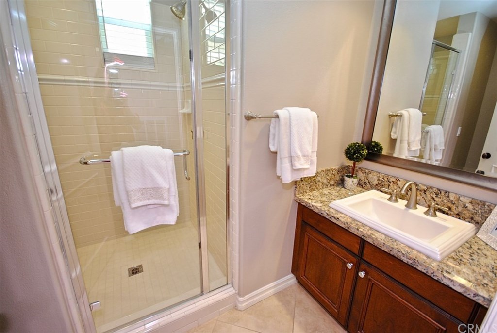 15530 Cardamon Way Tustin, CA 92782 - Photo 43 of 50 3rd Bathroom on Main Level
