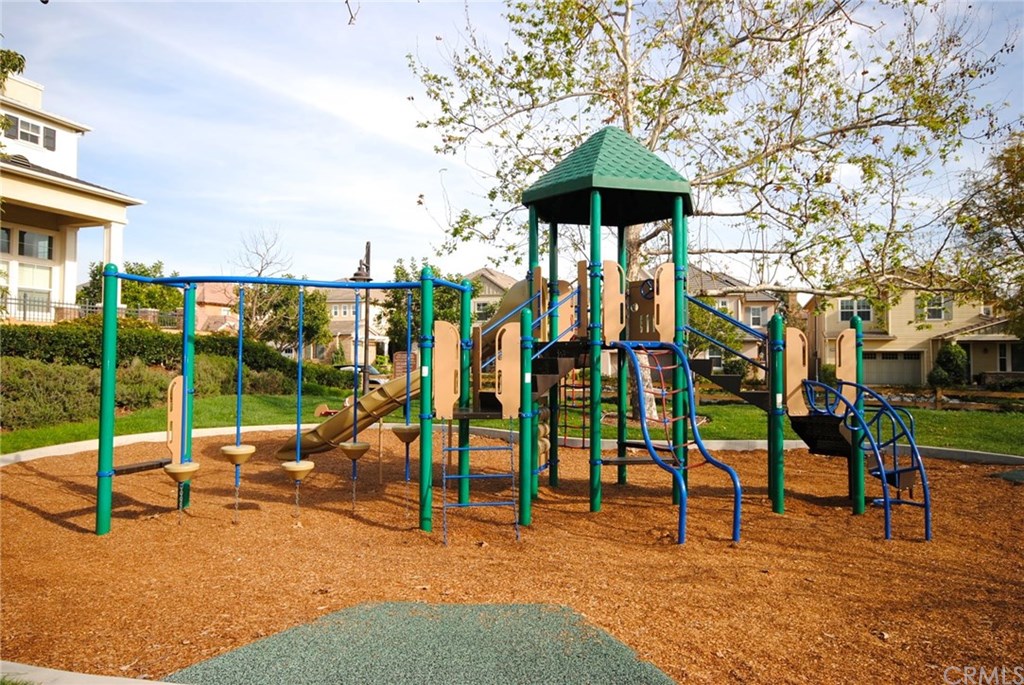 15530 Cardamon Way Tustin, CA 92782 - Photo 48 of 50