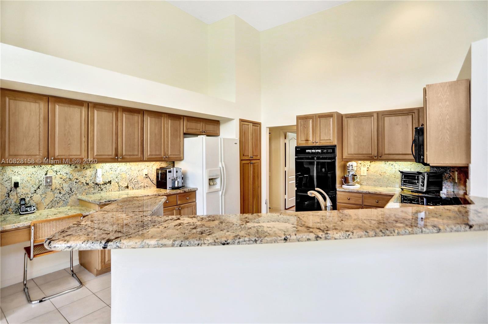 390 Alexandra Circle Weston, FL 33326 - Photo 28 of 71