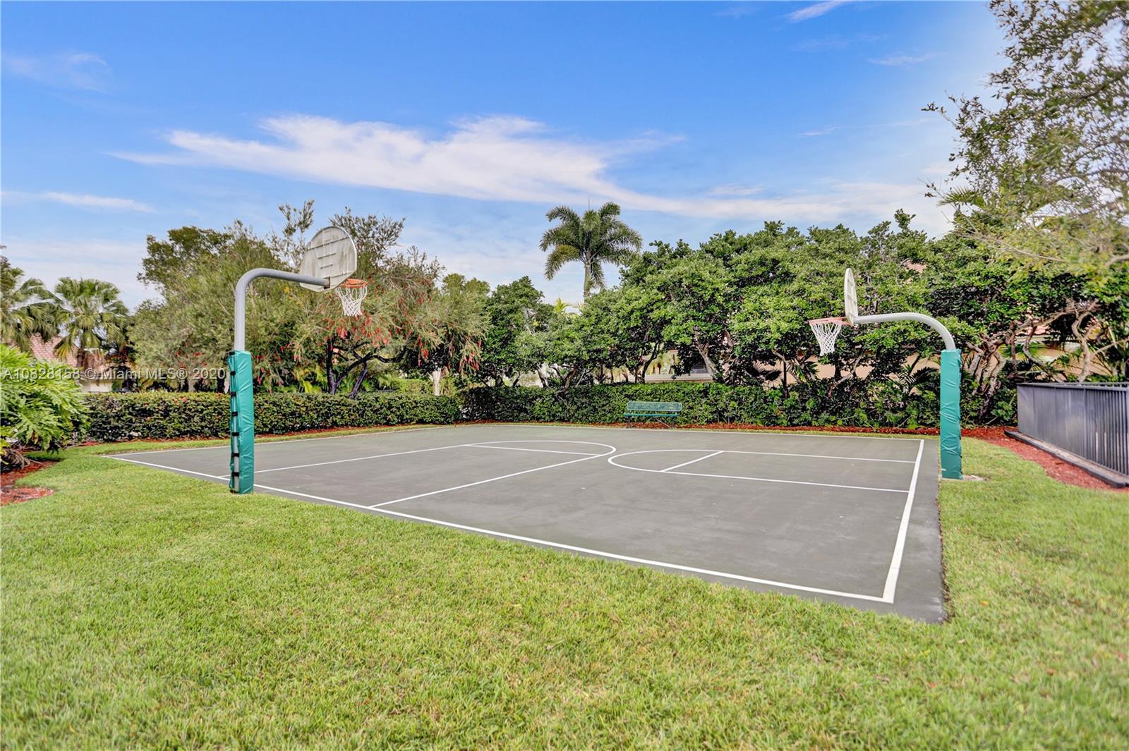 390 Alexandra Circle Weston, FL 33326 - Photo 66 of 71