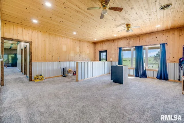 $1,475,000 | 1501 Duncan Road, Stonefort, IL 62987