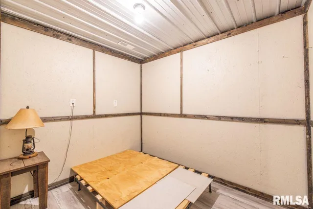 $1,475,000 | 1501 Duncan Road, Stonefort, IL 62987