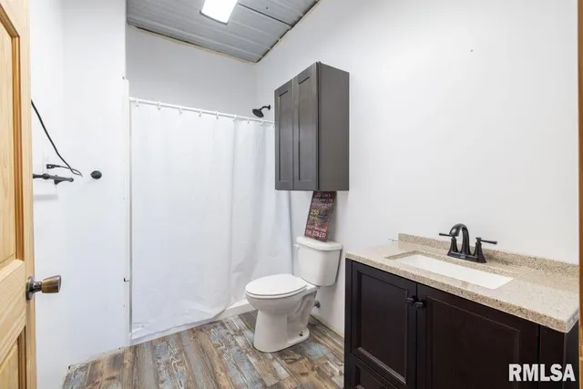 $1,475,000 | 1501 Duncan Road, Stonefort, IL 62987