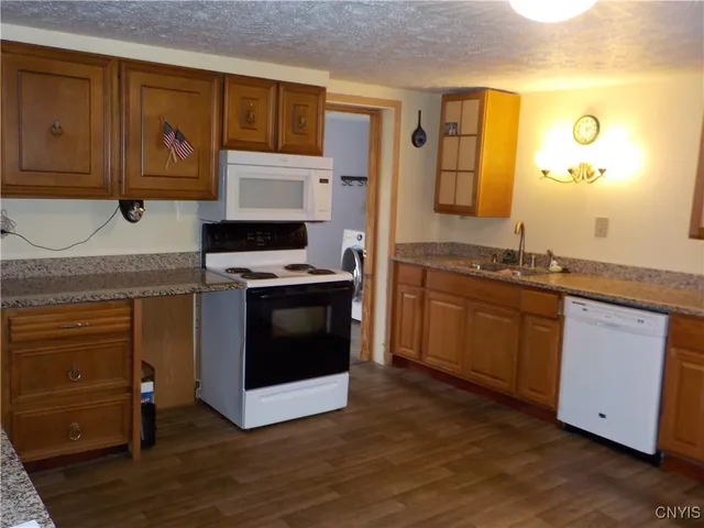 $598,900 | 10846 Baker Road, Cato, NY 13033