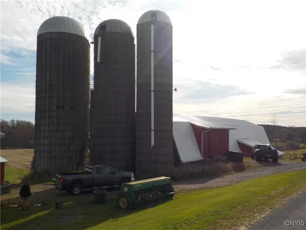 $548,900 | 10846 Baker Road, Cato, NY 13033