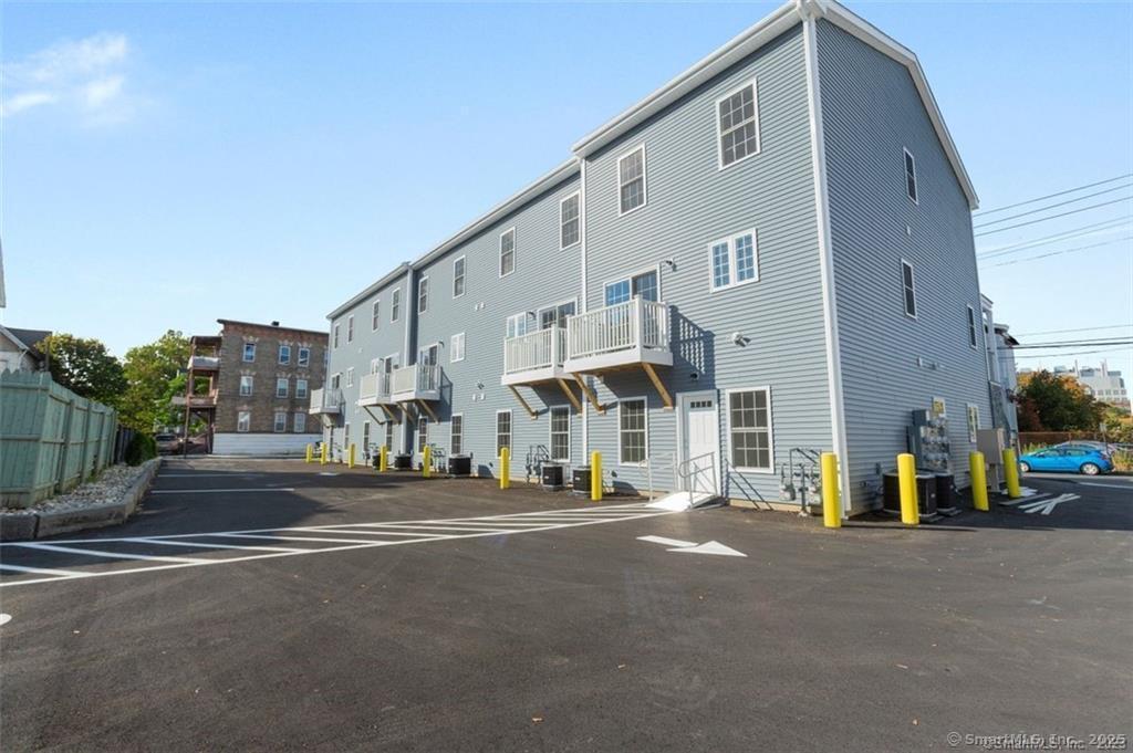 232 Columbus Avenue, Unit 8 New Haven, CT 06519 - Photo 14 of 14