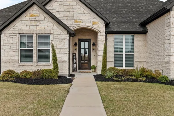 $644,850 | 1022 Todd Street, Caddo Mills, TX 75135