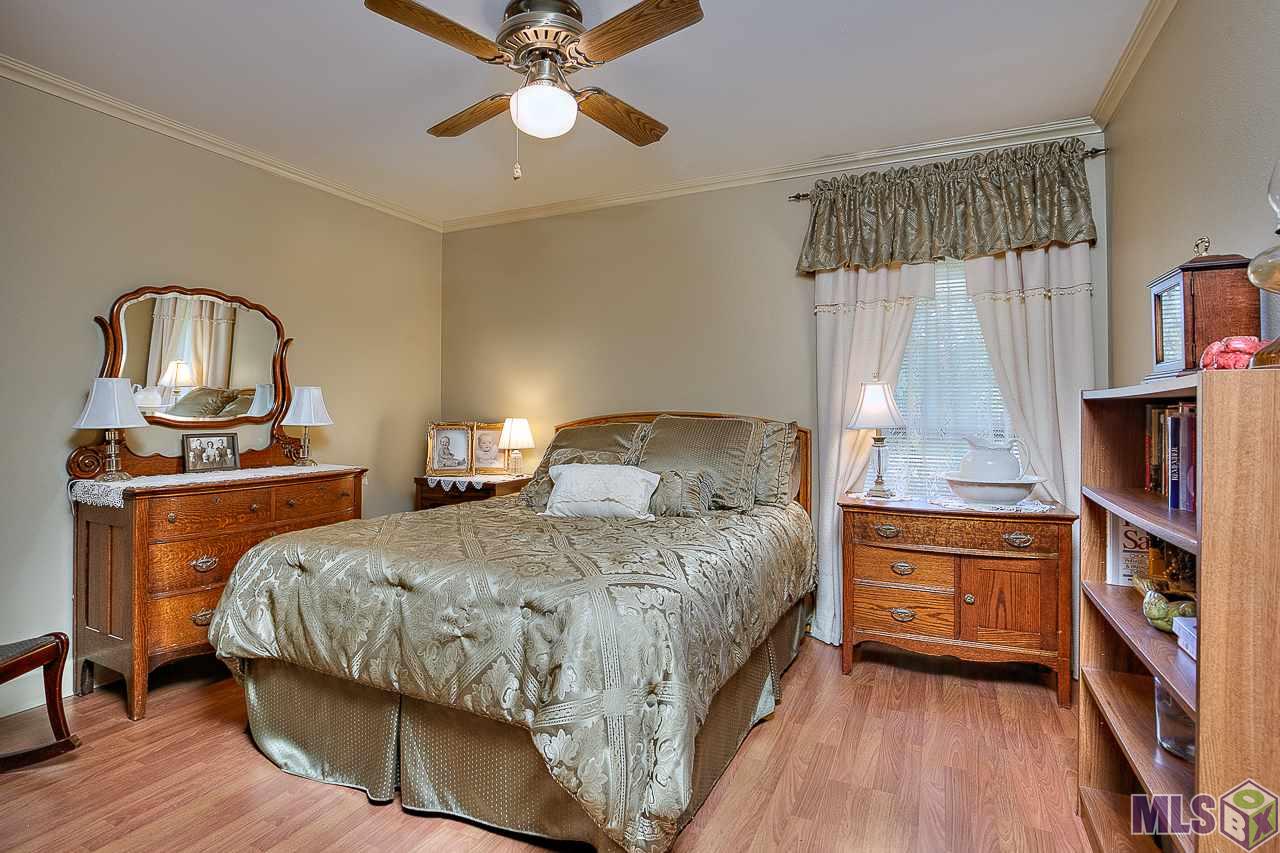 12345 Cardeza Avenue Baton Rouge, LA 70816 - Photo 18 of 20 Additional Bedroom!