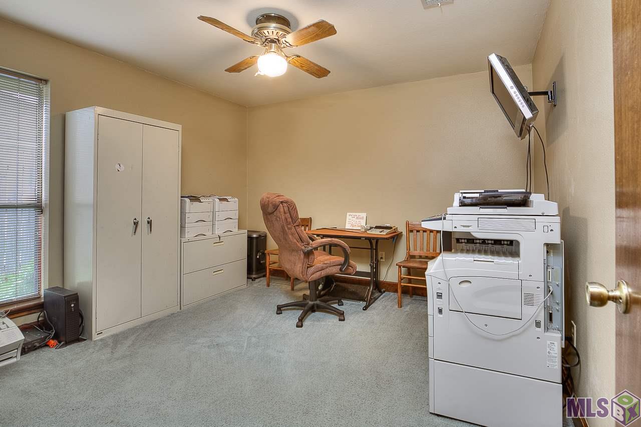 12345 Cardeza Avenue Baton Rouge, LA 70816 - Photo 20 of 20 Another Additional Bedroom!