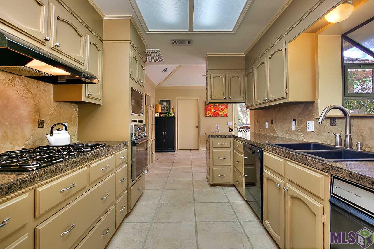 Nice Kitchen!