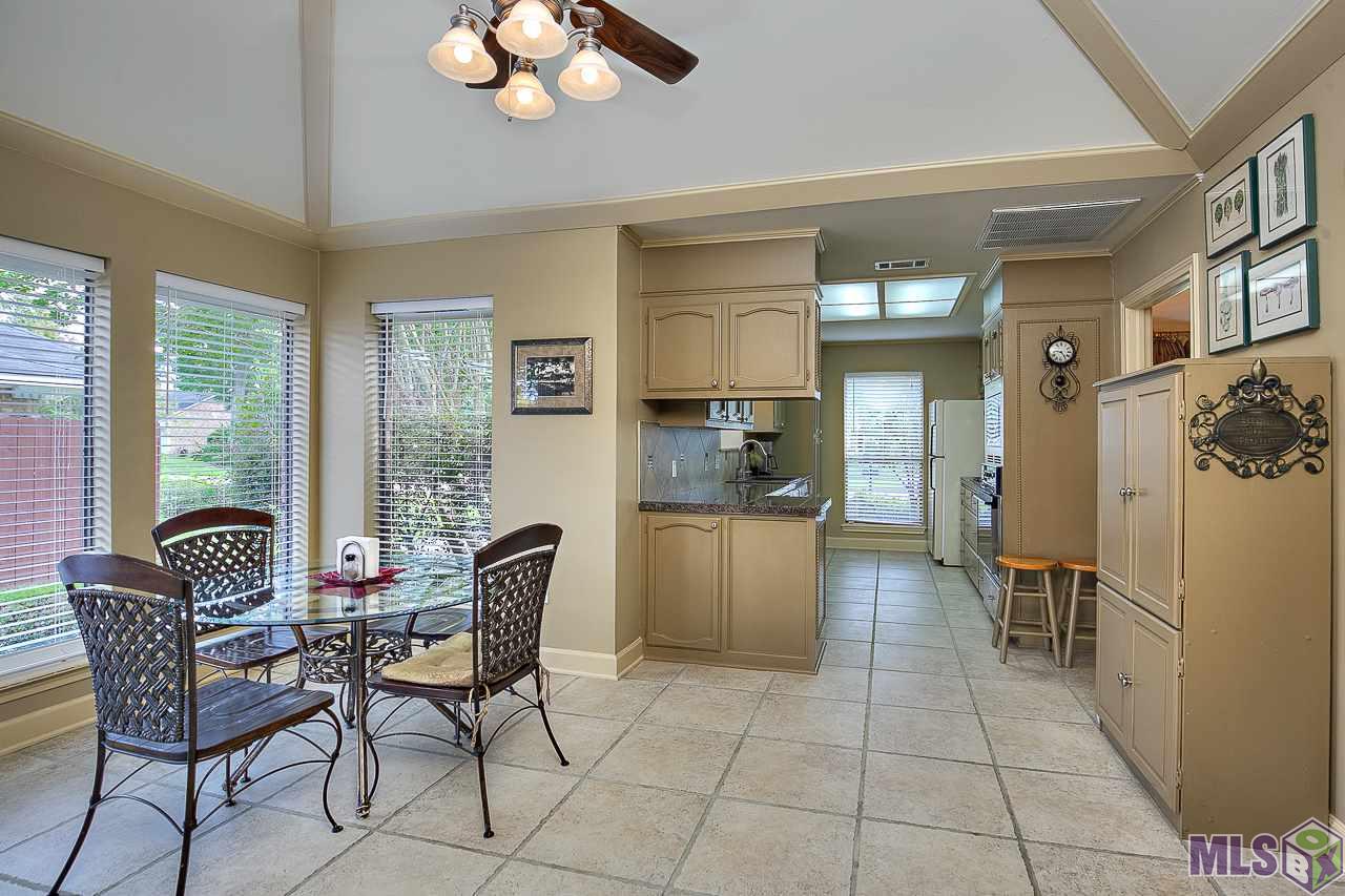 12345 Cardeza Avenue Baton Rouge, LA 70816 - Photo 9 of 20 Another Kitchen View!