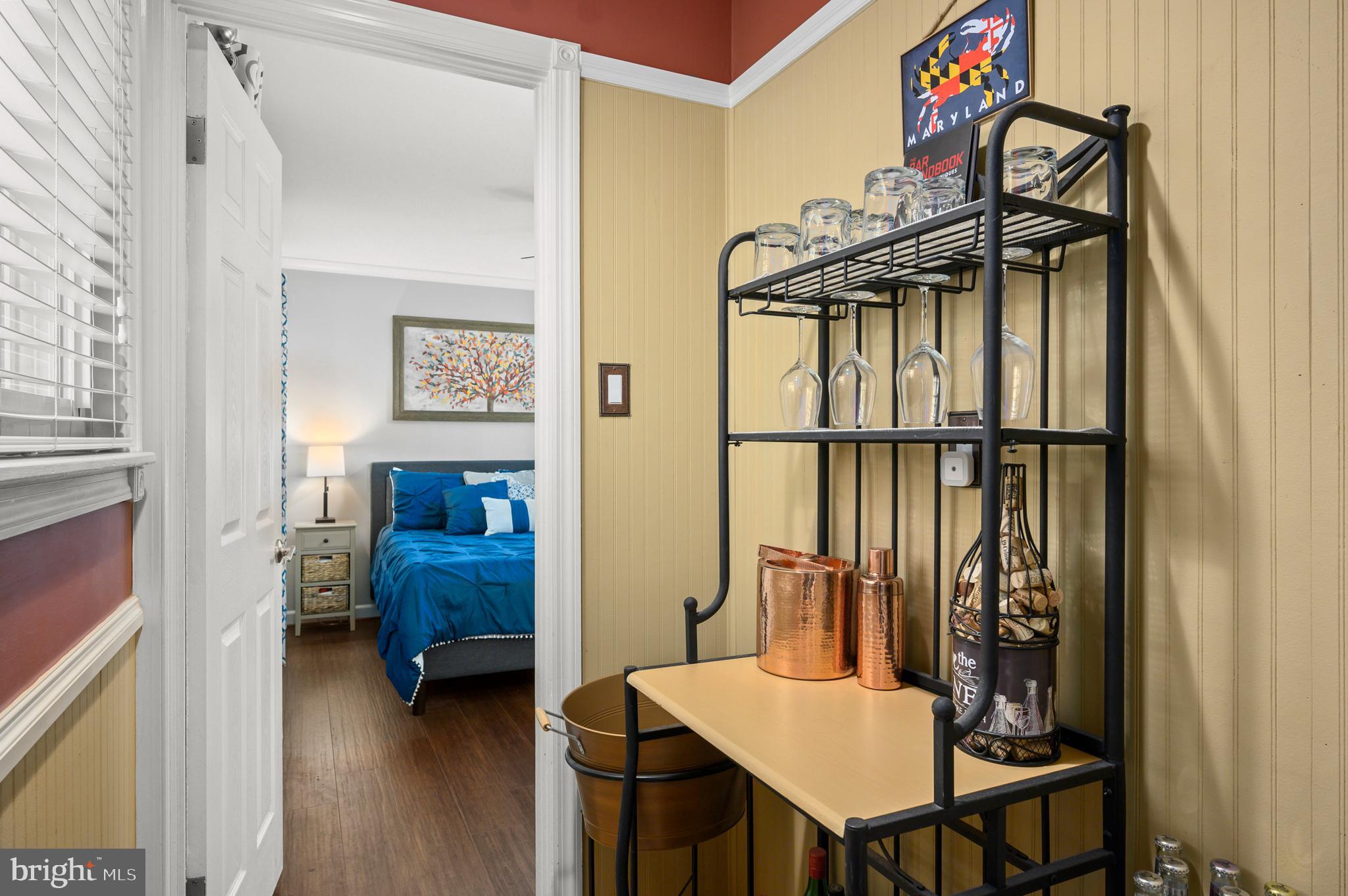 3714 Nile Road Davidsonville, MD 21035 - Photo 13 of 38 Passageway to Primary Bedroom