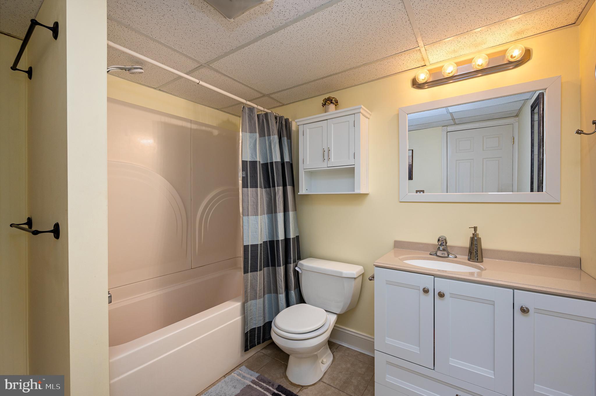 3714 Nile Road Davidsonville, MD 21035 - Photo 25 of 38 Bathroom 2