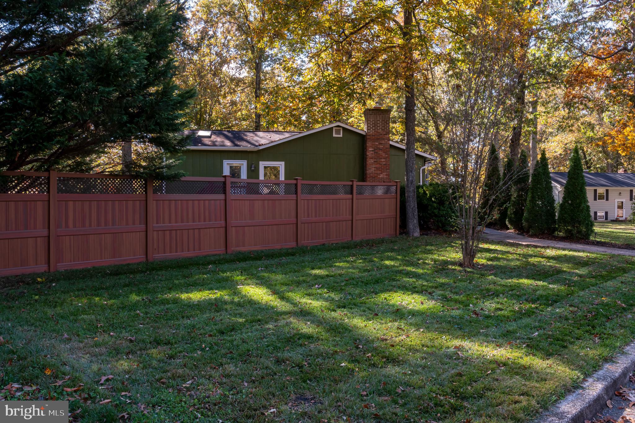 3714 Nile Road Davidsonville, MD 21035 - Photo 3 of 38 Front Side Yard