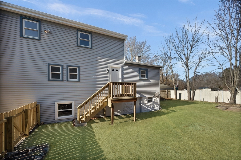 76 Main Street Blackstone, MA 01504 - Photo 2 of 15