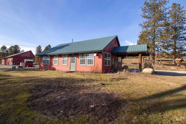 $509,000 | 609 South Middlefork Road, Garden Valley, ID 83622