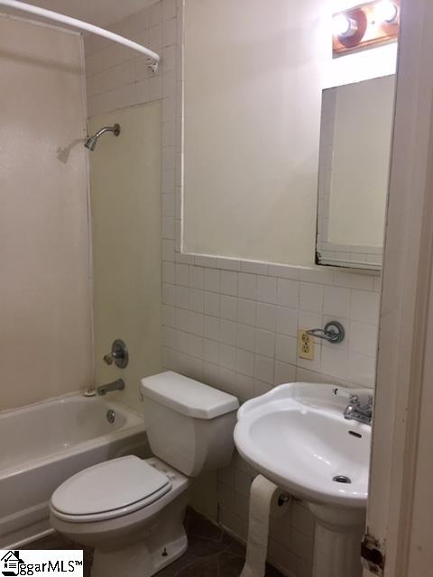104 State Rd S-42-9793 Greer, SC 29651 - Photo 6 of 19 Gallery Image 6