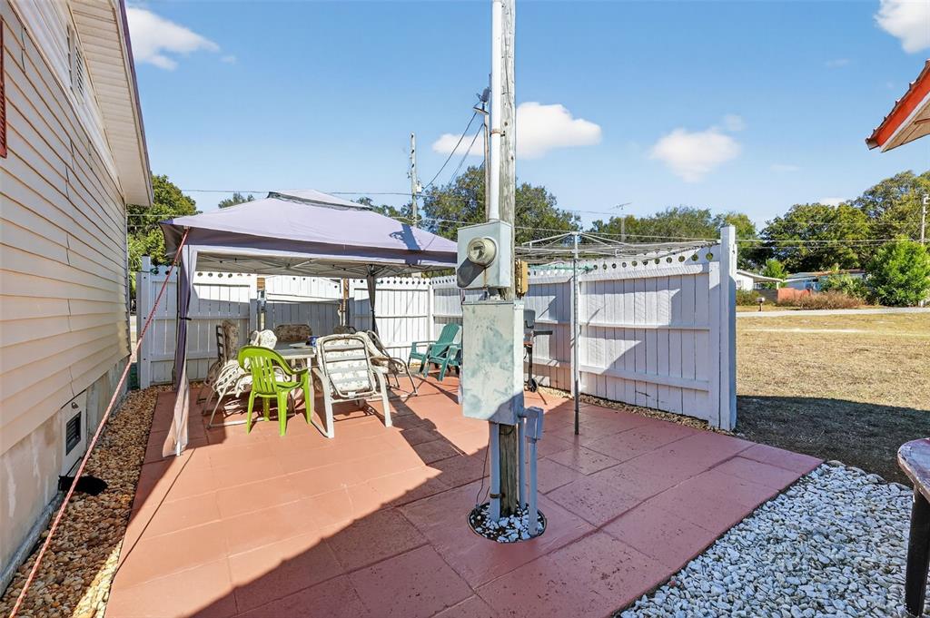 16571 Southeast 102nd Ct Road Summerfield, FL 34491 - Photo 6 of 25