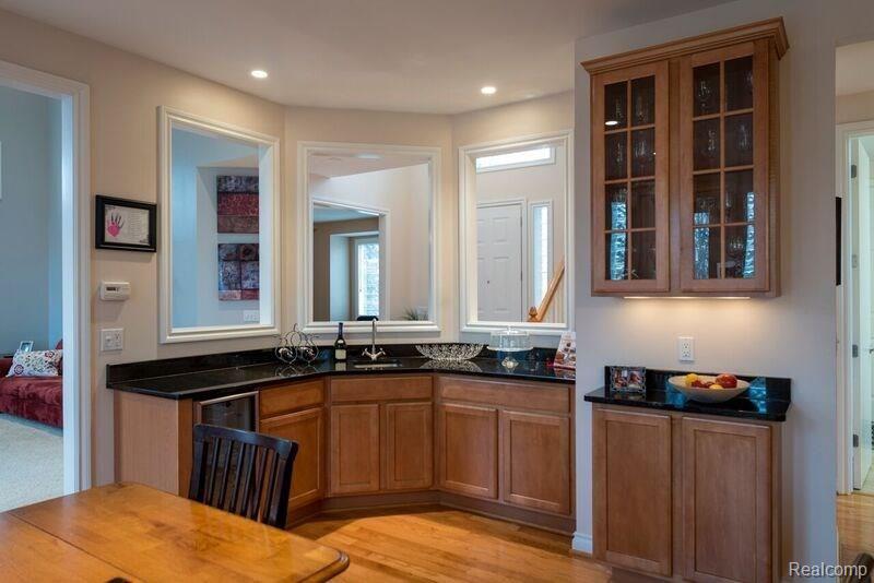 2958 Ranieri Drive Troy, MI 48085 - Photo 12 of 29 r12.jpg
