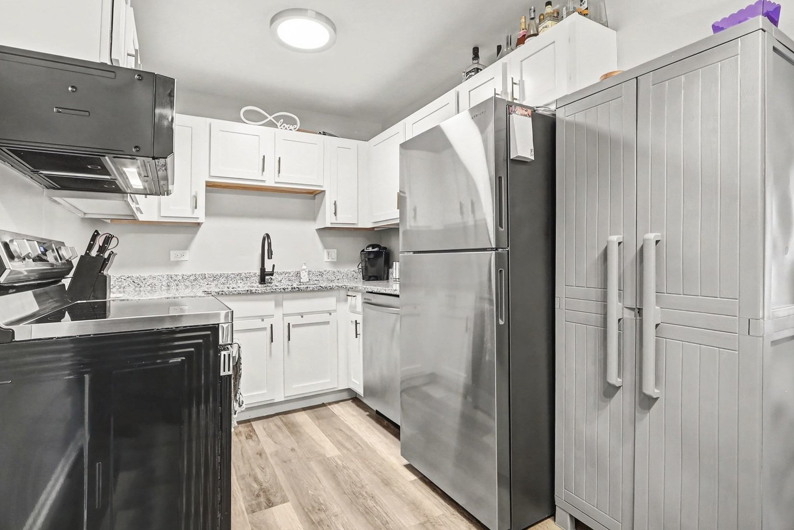 2600 Light Road, Unit 207 Oswego, IL 60543 - Photo 7 of 10