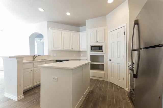 $2,875 | 1093 Keeson Trail, Lewisville, TX 75077