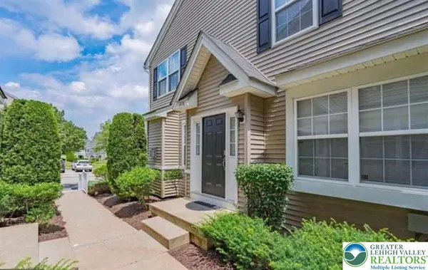 $2,600 | 4176 Bunker Hill Drive South, Coopersburg, PA 18036