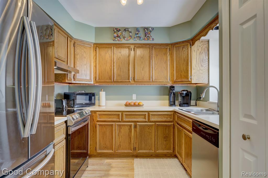 4408 Rochester Road Royal Oak, MI 48073 - Photo 14 of 50