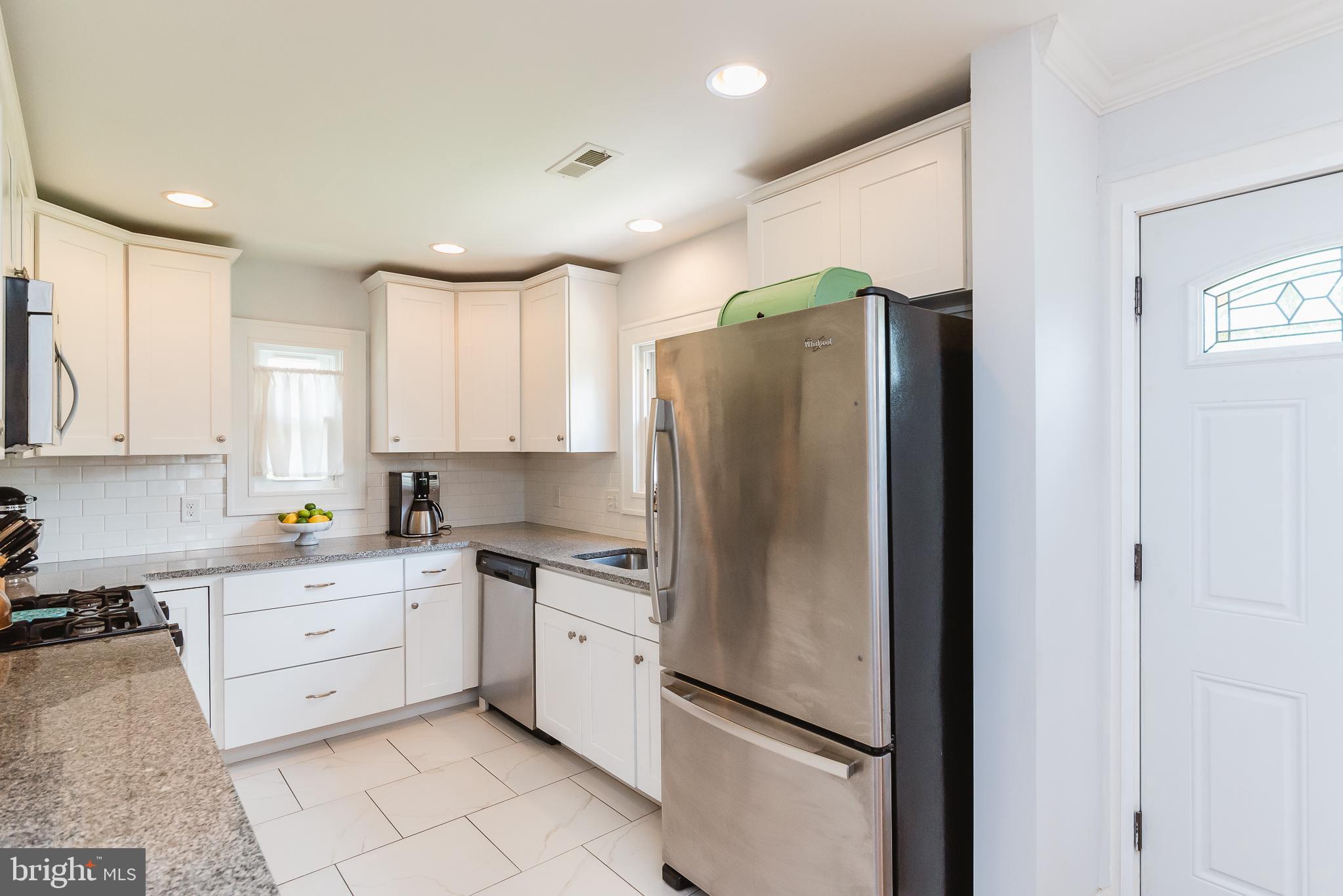 2604 Goodwood Road Baltimore, MD 21214 - Photo 8 of 55